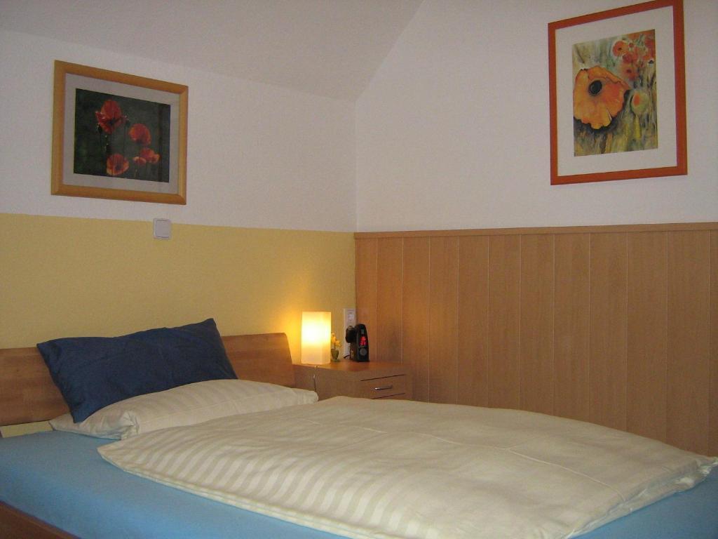Gasthaus Laubacher Wald Laubach  Rom bilde